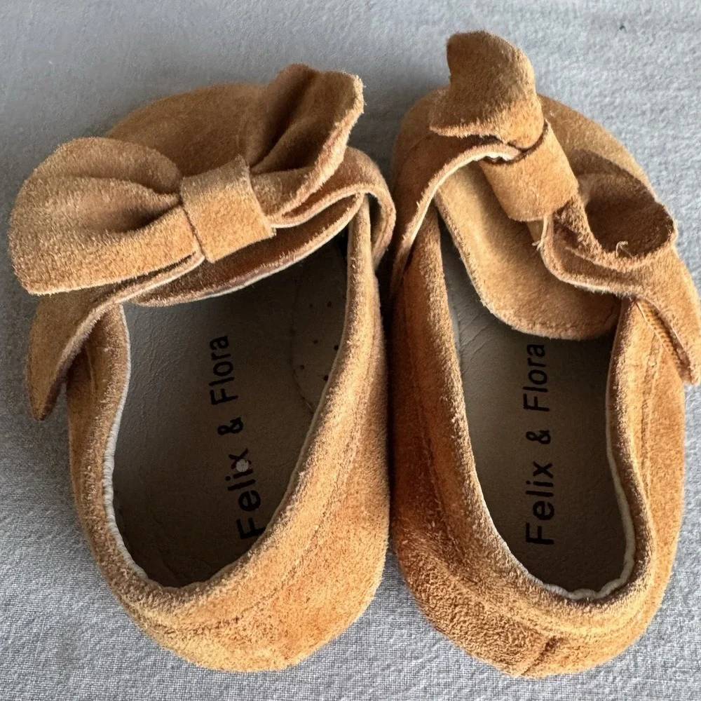 Size‎ 7c - Felix & Flora Hand Painted Suede Shoes Mary Jane Ballet Flat Brown